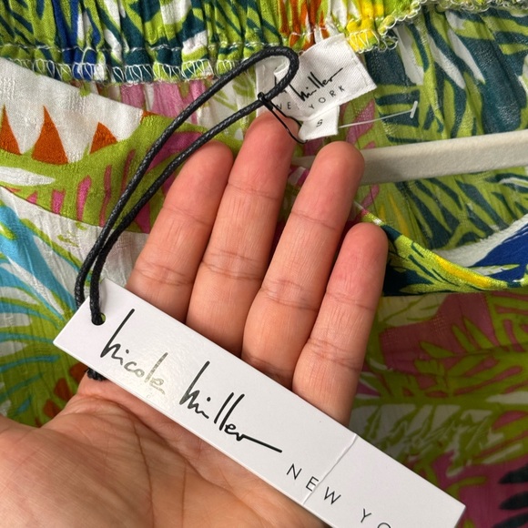 Nicole Miller Multicolor Leaf Print - Picture 6 of 9